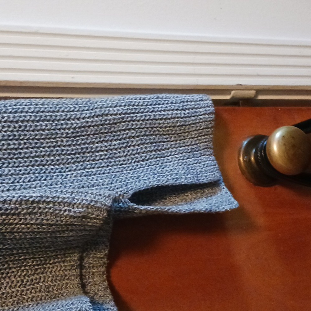 Theory Sweater - Picture 4 of 6